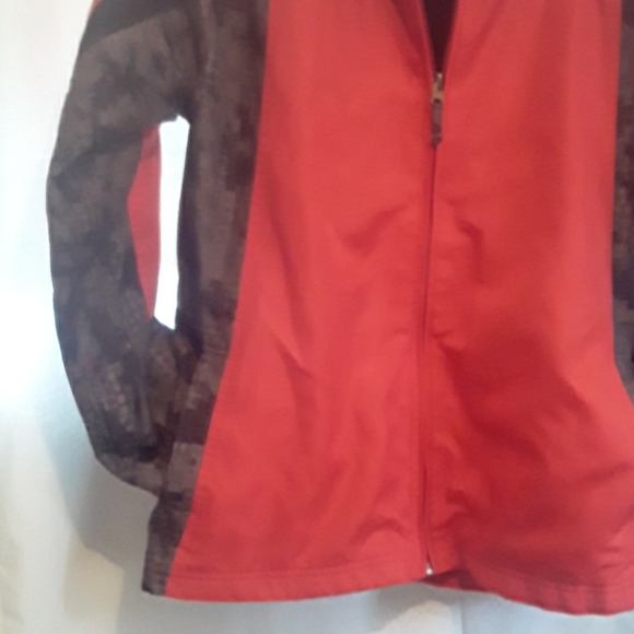 Pacific Trail Lightweight Jacket w Hood - Picture 3 of 7